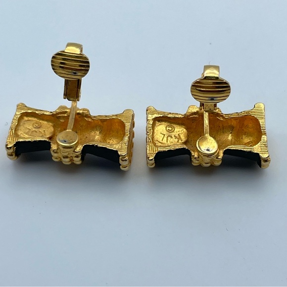 Kenneth Jay Lane Black Enamel Gold Beaded Clip-On Earrings Runway Couture - Picture 2 of 8